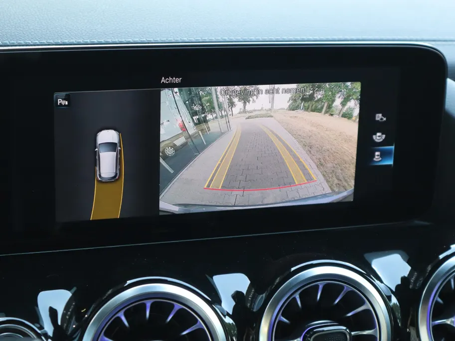 Mercedes-Benz GLA 250 e AMG Line l Stoelverwarming l Leder l Achteruitrij camera