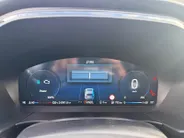 Ford Kuga 2.5 PHEV ST-Line | NL auto | Automaat | Pano dak | BLIS | Adapt. Cruise control | Winter pack | Elektr. Trekhaak | Parkeersensoren voor en achter | 360 graden camera | Fabrieksgarantie |