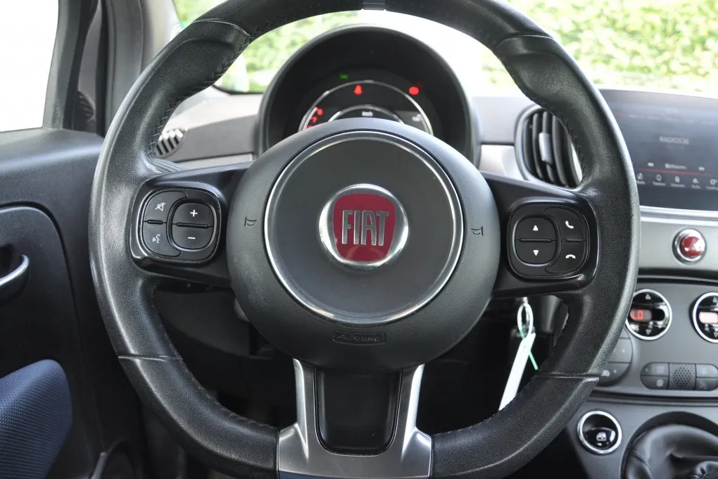Fiat 500C 1.0 Hybr. Rockstar Clima All Seasons