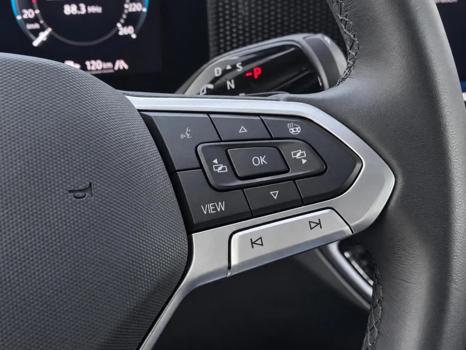 Volkswagen Tiguan 1.5 eHybrid 204pk DSG Life Edition · 360 Camera · Inklap. Trekhaak · Stuur- & Stoelverwarming · Apple/Android Car Play · Garantie t/m 03-02-2028