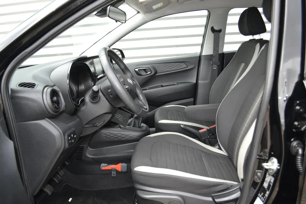 Hyundai i10 1.0I COMFORT|CARPLAY|CRUISE|NL AUTO
