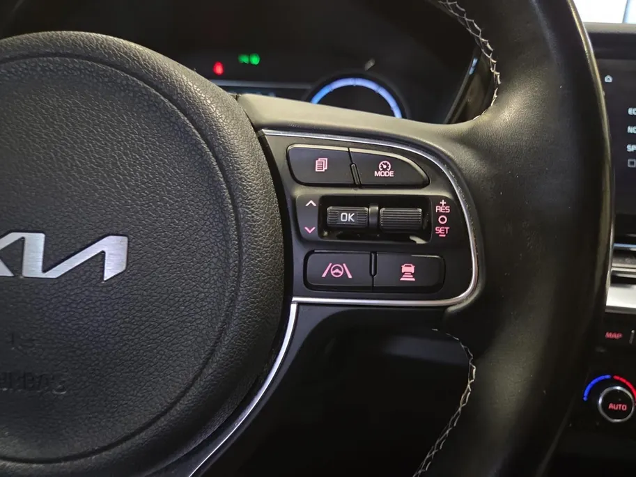 Kia e-Niro DynamicLine 64 kWh | 1e Eigenaar | Accu 99.4% | Trekhaak Afneembaar | Camera | Carplay & Android | Fabrieksgarantie | NAP