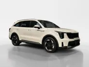 Kia Sorento 1.6 T-GDi Plug-in Hybrid 4WD DynamicPlusLine 7p | Apple Carplay / Android Auto | Navigatiesysteem | Licht + Regensensor | Stoel + Stuurverwarming | Elektrisch Verstelbare Bestuurdersstoel | Elektrisch Bedienbaar Schuif / Kanteldak | Elektrisch bedienbare 