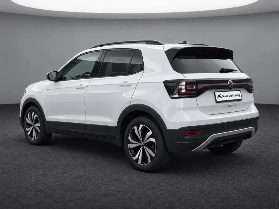 Volkswagen T-Cross 1.0 TSI 110pk DSG Life · Camera · Apple/Android Car Play · Afneembare Trekhaak · Virtual Cokcpit · Stoelverwarming ·