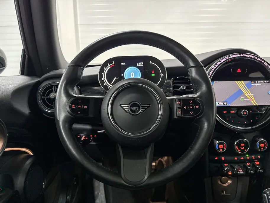 MINI Cooper 3-deurs Cooper Business Edition