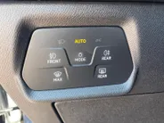 CUPRA Leon 1.5 TSI e-Hybrid Business *Automaat*Navi+Camera*Parkeersensoren*Climate Control*Winter Pack*LM.Velgen*Nette auto!