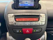 Toyota Aygo 1.0 AUTOMAAT | COMFORT NAVIGATOR | AIRCO | NL-AUTO |