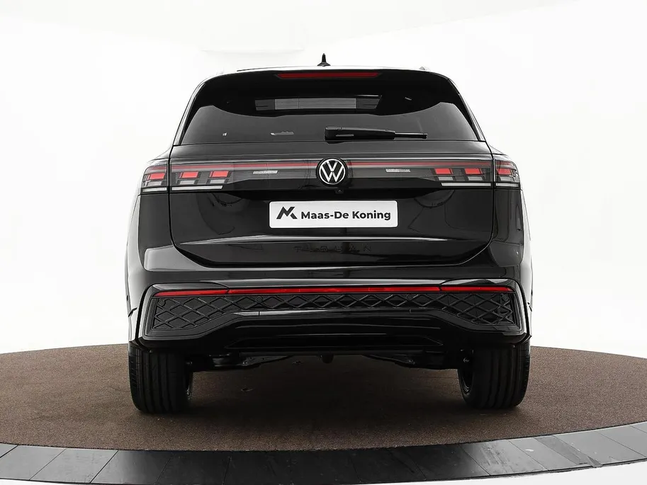 Volkswagen Tiguan R-Line Edition 1.5 eHybrid 204 PK 6 versn. DSG · Black Style Pakket · Panoramaschuif-kanteldak · Comfort Pakket Plus · Interieur Style Pakket · Prijs is inclusief inruilpremie ·