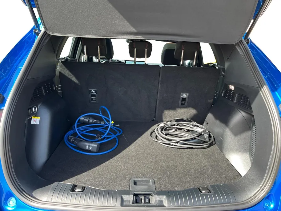 Ford Kuga 2.5 PHEV ST-Line | Schuif/Kantel Dak | Adaptieve Cruise Control | Elek. Trekhaak | 2100 KG Trekgewicht | Winter Pack |