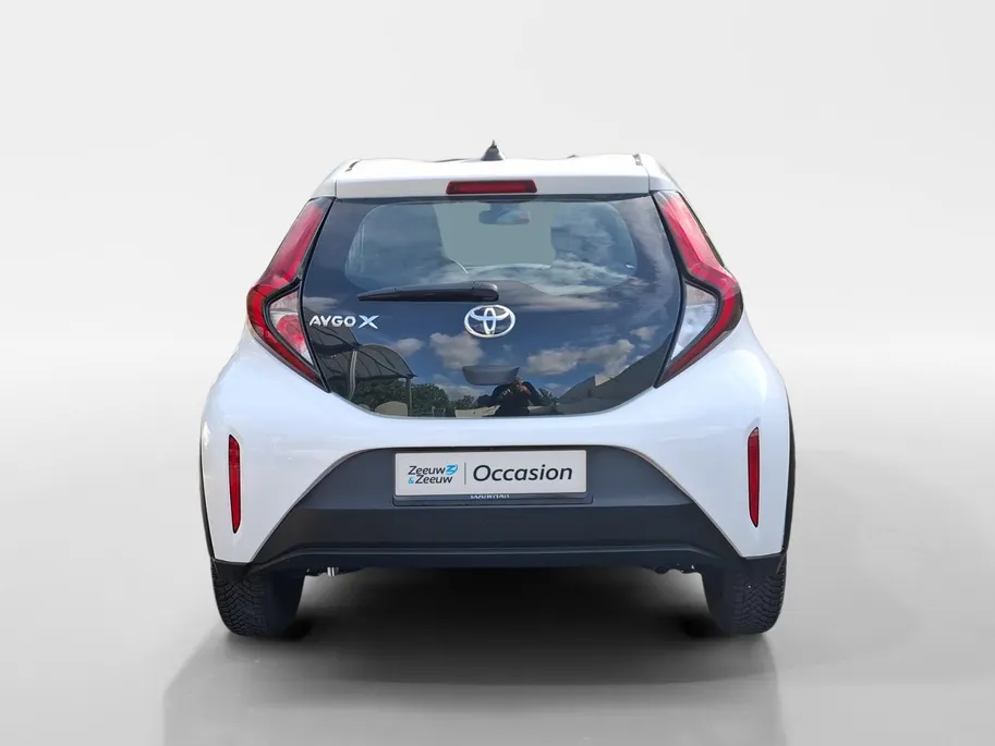 Toyota Aygo X 1.0 VVT-i MT Play | AIRCO | APPLE/ANDROID AUTO | CRUISE | CAMERA | E-CALL |