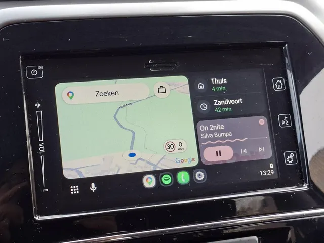 Suzuki Vitara 1.4 Boosterjet Select Smart Hybrid TREKH. | rijklaarprijs !!