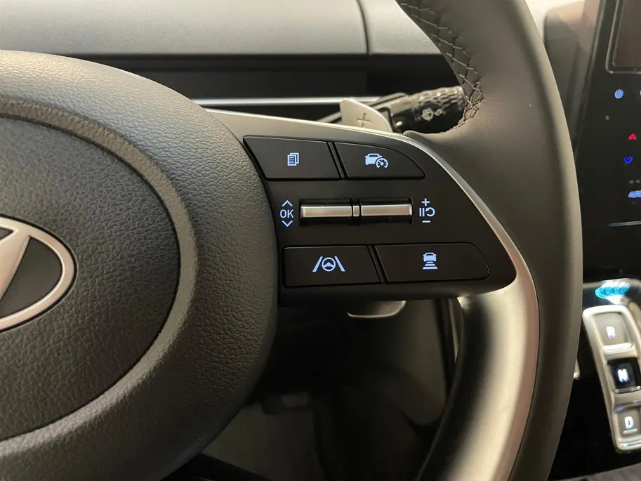 Hyundai Staria 1.6 T-GDI HEV | 3p. | Betimmerd! | Navi | Climate control | Carplay