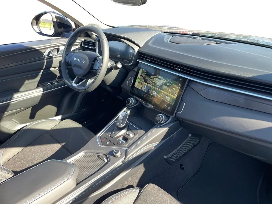 Lynk & Co 01 1.5 *Automaat*Navi+360Camera*Schuif/Kanteldak*Infinity Soundsystem*20'LM.Velgen*Stoelverwarming*Adapt. Cruise Control*VOL OPTIES! NIEUW!