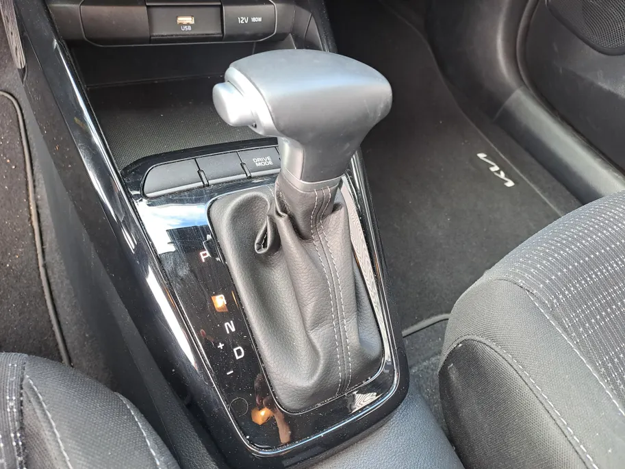 Kia Stonic 1.0 T-GDi MHEV DynamicLine | Apple Carplay/Android Auto | Automaat | Navigatie | 360 camera | ECC | Cruise control adaptief