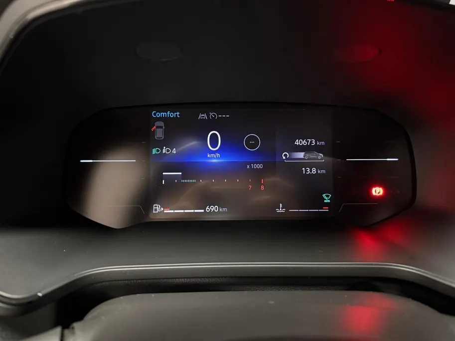 Renault Captur 1.0 TCe 90 techno NAVI AIRCO CAMERA ADAPATIEVE CRUISE CONTROLE APPLE CARPLAY ANDROID AUTO HOGE INSTAP ZEER MOOIE AUTO