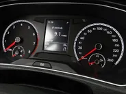 Volkswagen T-Roc 1.5 TSI 150pk Sport Business R · Panoramadak · Camera · Standkachel · Stoelverwarming · Navigatie · 19' Velgen · Elek. Inklapbare Spiegels ·