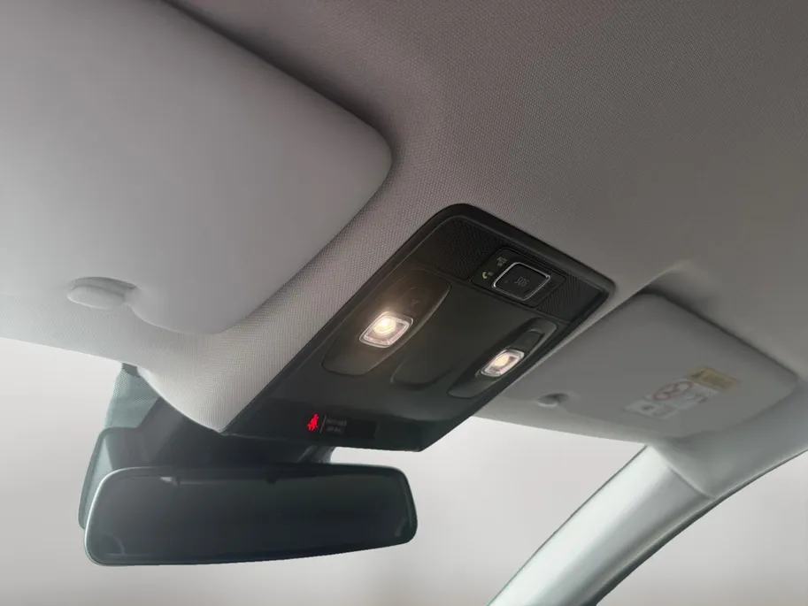 Renault Captur 1.6 E-Tech Hybrid 145 Intens | Automaat | Dealer Onderhouden | Camera | All Season Banden | Climate & Cruise Control | Apple Carplay & Android Auto | 12 Maanden BOVAG Garantie