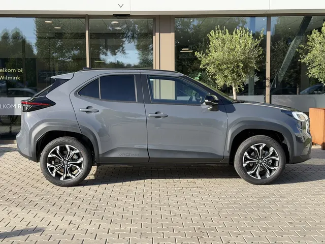Toyota Yaris Cross 1.5 Hybr 130 First | Comfort Pack | Uit Voorraad Leverbaar |
