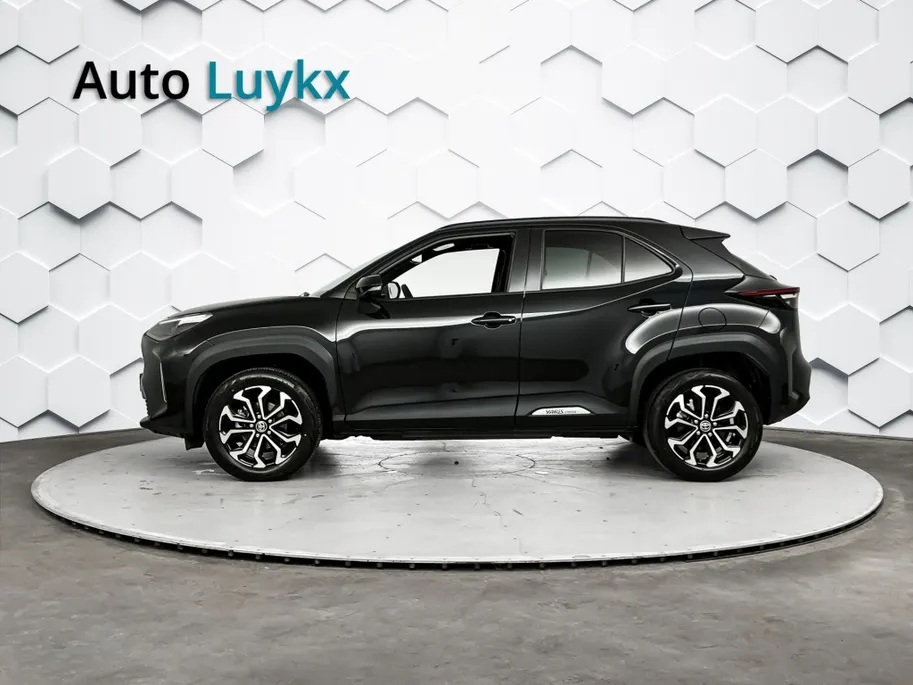 Toyota Yaris Cross 1.5 Hybrid Dynamic | Navigatie | 17'' L.M. Velgen | Adaptieve Cruise Control