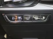 Kia Niro 1.6 GDi Hybrid ExecutiveLine | Camera | Leer | Schuifdak | Stoelverwarming+ventilatie | Elektr. stoelverstelling + achterklep | 18' LM | HUD |