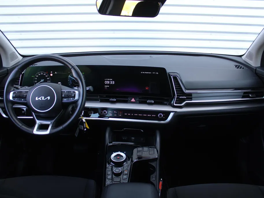Kia Sportage 1.6 T-GDi Hybrid DynamicLine | Camera | Cruise adapt. | Navi | 17' LM | Clima v+a | LED | Apple Carplay/Android Auto |