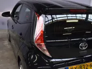 Toyota Aygo 1.0 VVT-i 69pk 5D x-play Cruise 24.000KM!
