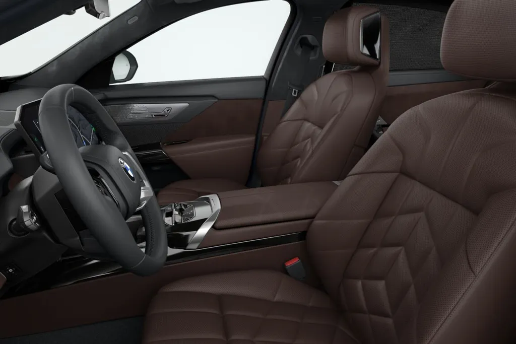 BMW i7 xDrive60 118.1 kWh