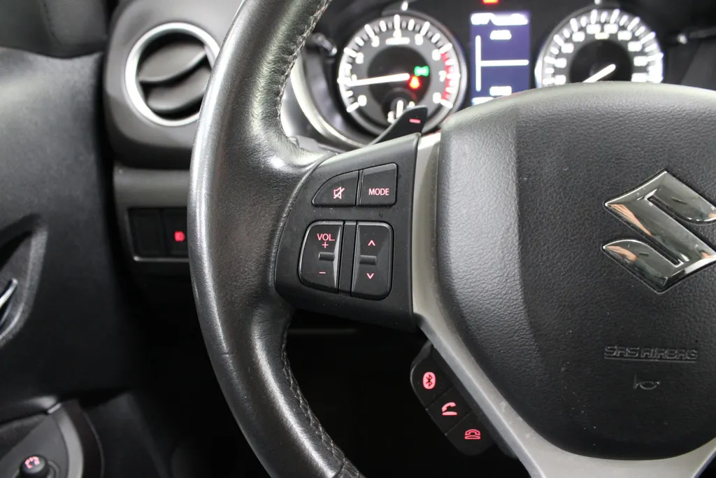 Suzuki Vitara 1.4 Boosterjet Style Smart Hybrid Automaat / Afn. Trekhaak /