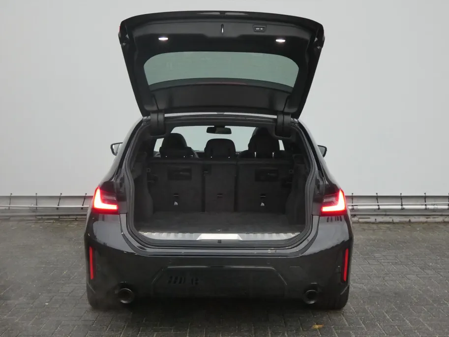 BMW 3 Serie 320e M-Sport Aut. |Schuifdak |Head-Up |Facelift - Widescreen!