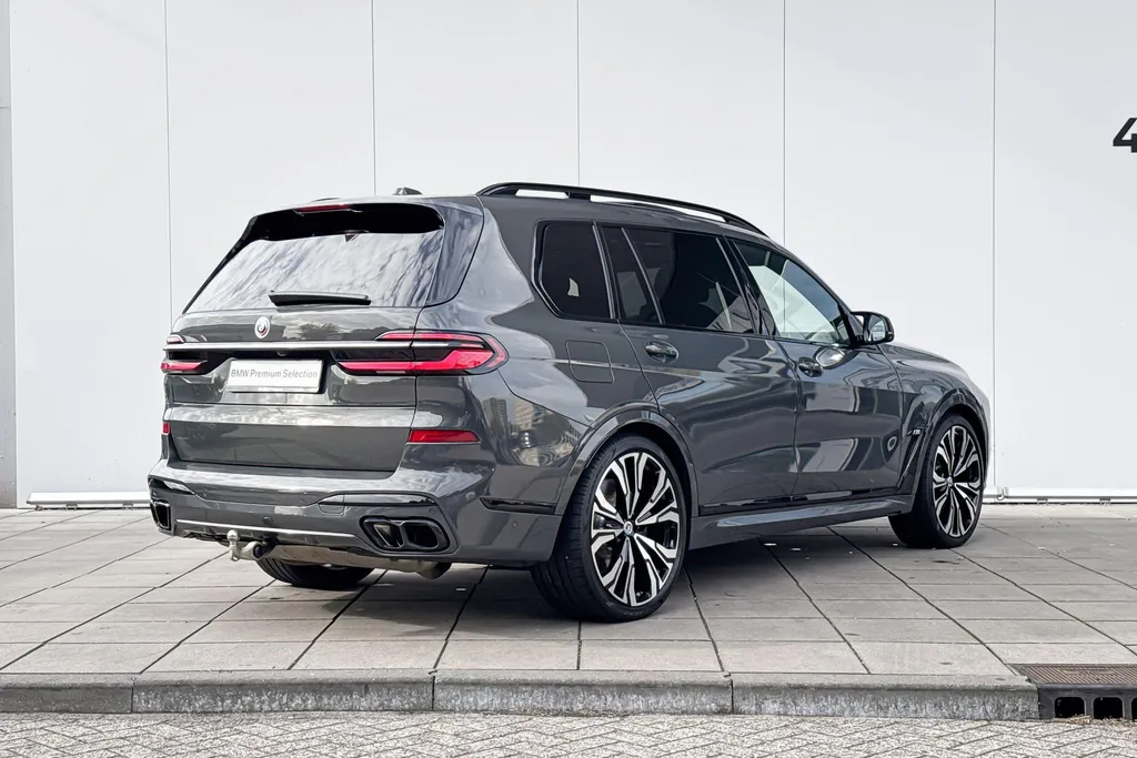 BMW X7 M60i xDrive