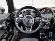 MINI Cooper 3-deurs Cooper 60 Years Edition