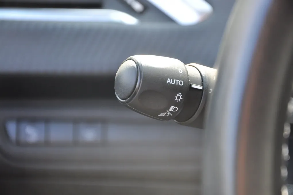 Peugeot 2008 1.2 PureTech GT-Line Navi Apple Android