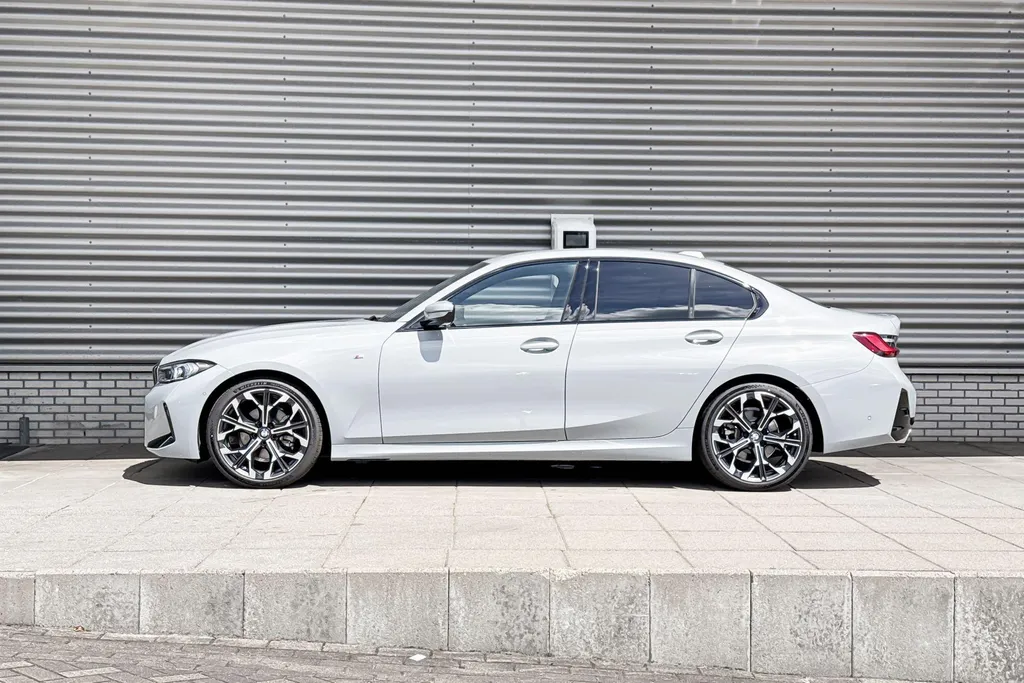 BMW 3 Serie Sedan 320i
