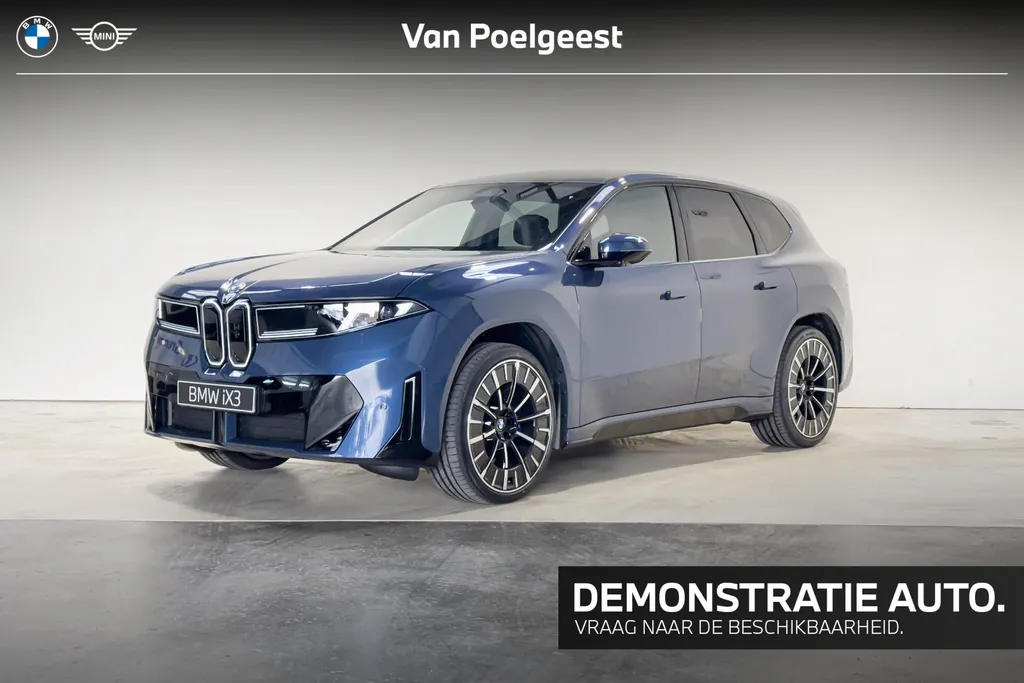 BMW iX3 50 xDrive 113 kWh