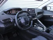 Peugeot 3008 1.6 e-THP Allure | Trekhaak | Navi | Elektr. achterklep | Camera | Apple Carplay/Android Auto | Cruise | 18' LM | All seasons |