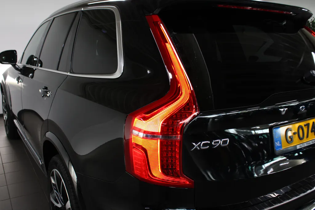 Volvo XC90 2.0 T8 Twin Engine AWD Inscription Intro Edition 7 Persoons / Pano. / H&K | ACC / HUD / 360° Camera / Stoel + Stuurverwarming /
