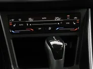 Volkswagen Polo 1.0 TSI 95pk DSG Style · Apple/Android Car Play · Matrix LED · Stoelverwarming · ACC · Sfeerverlichting · Elek. Inklapbare Spiegels ·