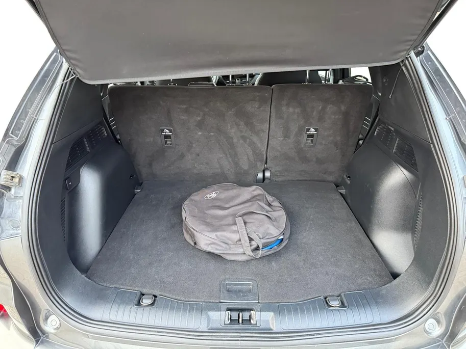 Ford Kuga 2.5 PHEV ST-Line | Driver Assistance Pack | Dodehoek detectie | Achteruitrijcamera | Apple Carplay | Android Auto |