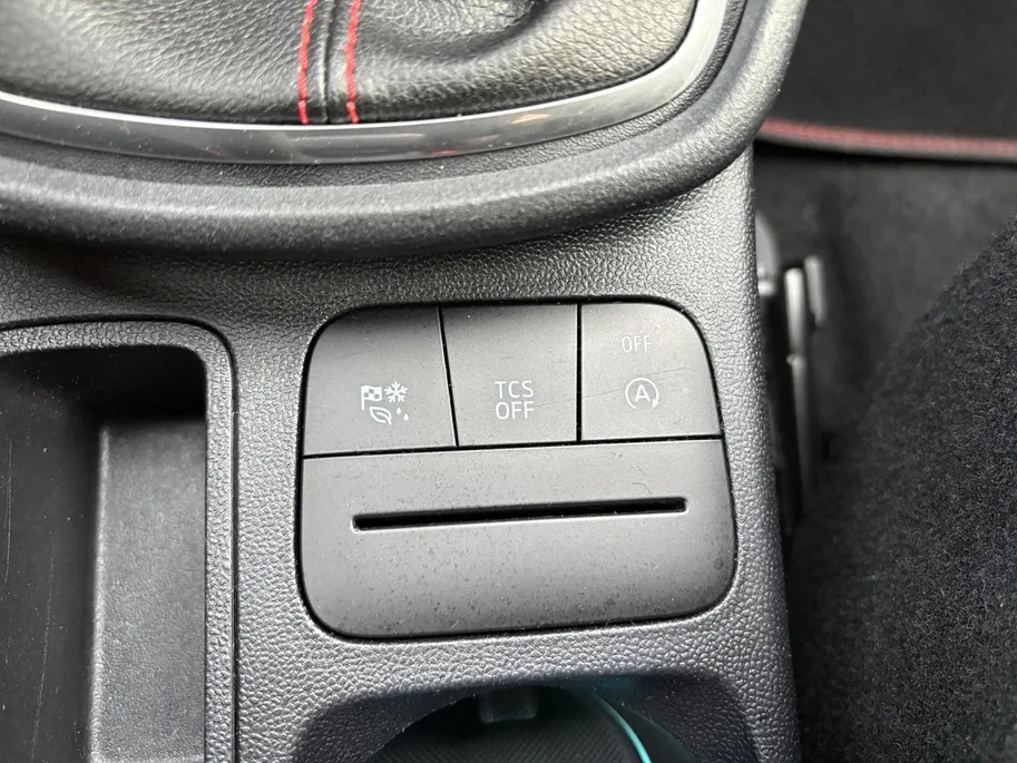 Ford Puma ST-line Hybrid | Winterpack | Apple/Android Auto |  LED koplampen | Navigatie | 12 maanden Bovag garantie|