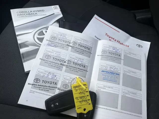 Toyota Corolla Touring Sports 2.0 Hybrid Style | Head Up | Parkeersensoren V+A