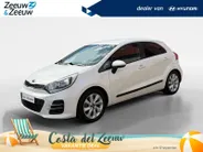 Kia Rio 1.2 CVVT ExecutiveLine Navigatie| Stoel verwarming| Camera| Lichtmetalen velgen| donker getint glas| Climate Control