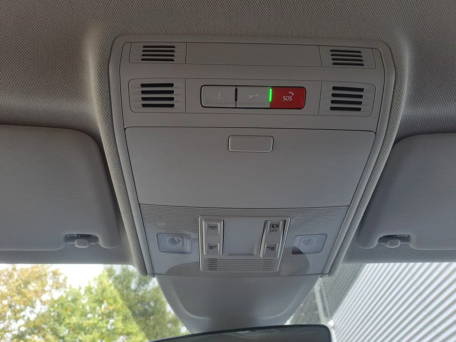 Volkswagen Taigo 1.0 TSI Life | Automaat | Apple Carplay/Android Auto | Navi  | Cruise control adaptief | Camera | Voorstoelen verwarmd
