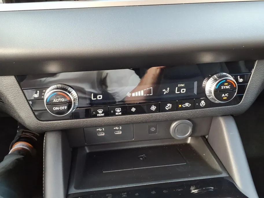 Mitsubishi Outlander 2.4 PHEV Intense Automaat | Navigatie | Airco/Ecc | Pdc/Camera | 8 jaar Garantie