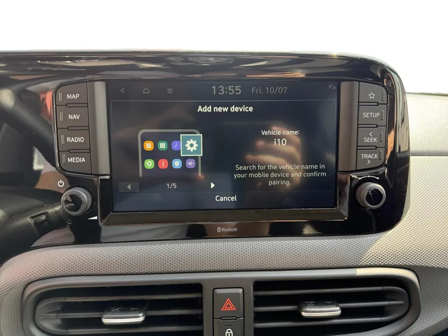 Hyundai i10 1.0 Comfort | Navigatie | Achteruitrijcamera | Parkeersensoren achter | Airco | Apple Carplay/ Android Auto