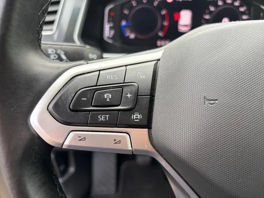 Volkswagen Tiguan 1.5 TSI Life | Draadloos Carplay | Navi | Clima | Camera | Adaptive Cruise | Elektr. Achterklep | LM Velgen | LED-Koplampen