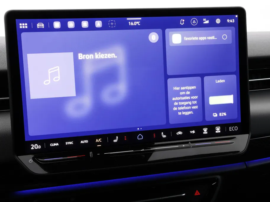 Volkswagen ID.7 Limited Edition 59 kWh accu, 204 PK · Achteruitrijcamera · Draadloze telefoonlader · Sfeerverlichting · Rondomzichtcamera · Voorraad OUTLET · Prijs is inclusief inruilpremie ·