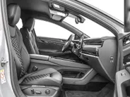 Volkswagen ID.7 Pro Limited Edition 77 kWh accu 286 pk · Achteruitrijcamera · Draadloze telefoonverbinding · LEDER INTERIEUR -