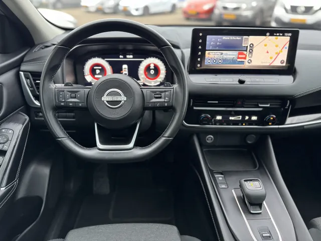 Nissan QASHQAI 1.3 MHEV Xtronic N-Connecta Panodak