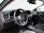Kia Ceed 1.0 T-GDi DynamicPlusLine | Stuur-/stoelverwarming | Camera | Draadloos laden | LED | Dodehoek detectie | 16' LM |