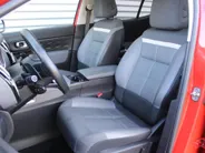 Citroën C5 Aircross 1.6 PureTech Shine | 180PK | Panoramadak | 360° Camera | Dodehoek detectie | Stoelverwarming | Elek. stoelverstelling + achterklep | 19' LM |